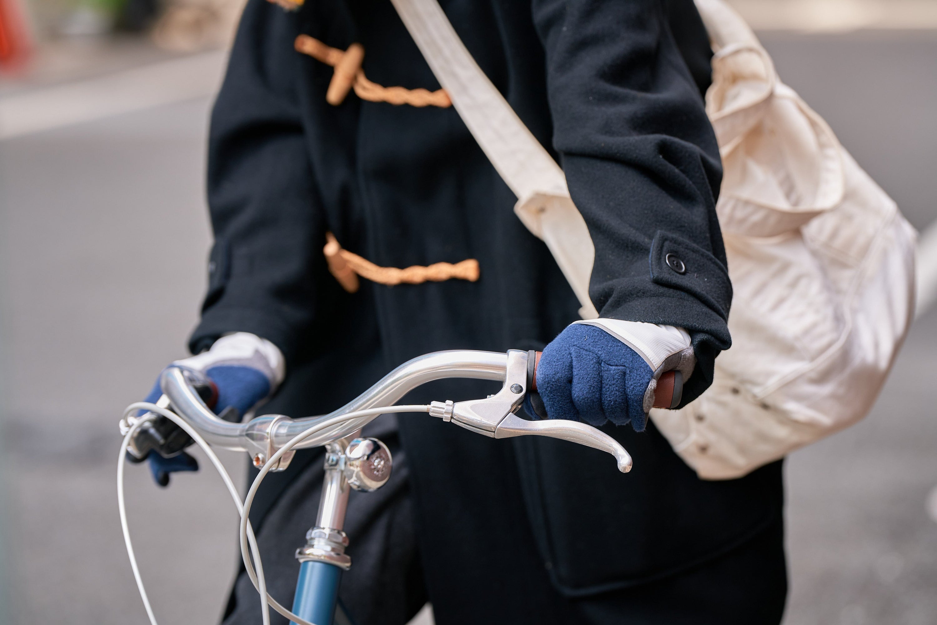 tokyobike + tet. commuter gloves LARGE navy & white