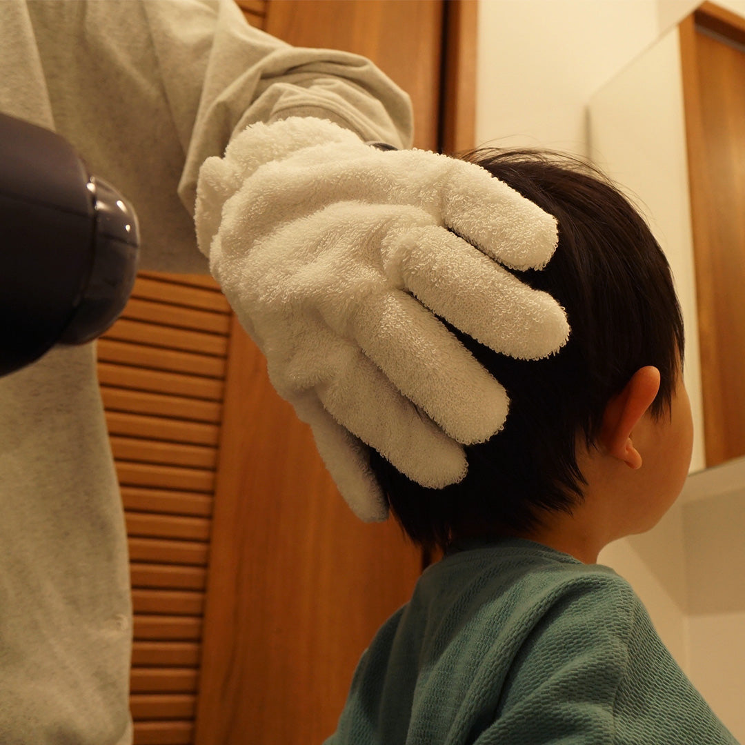 hair drying glove RIGHT white