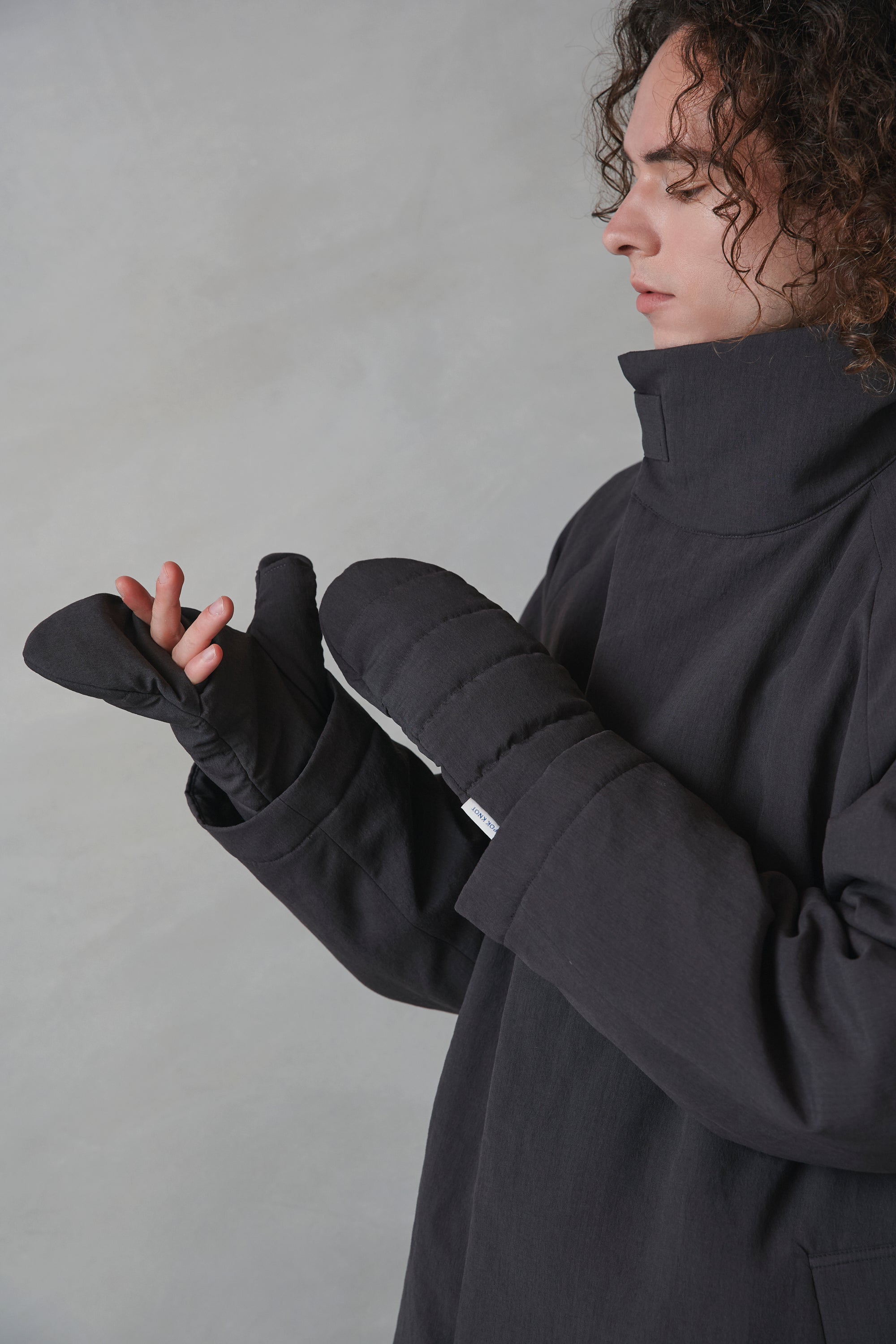 【予約】カポックバルキーミトン MEN charcoal